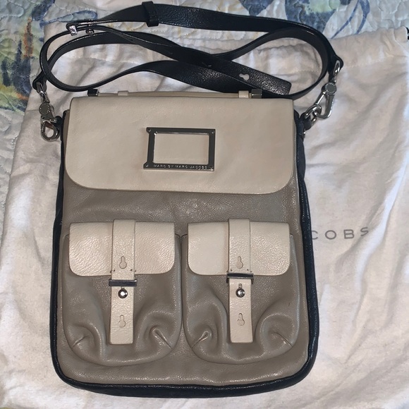 Marc by Marc Jacobs tablet messenger bag - Picture 2 of 7